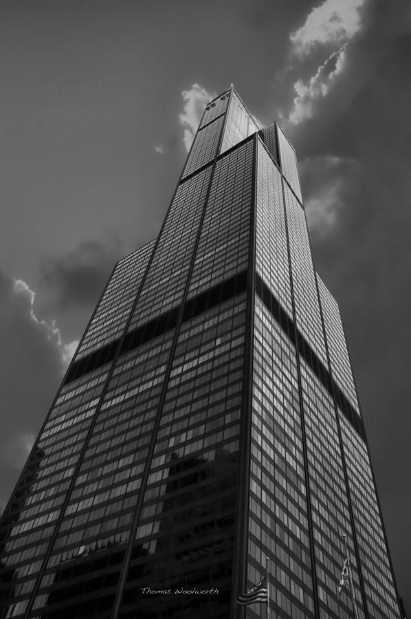 Sears Willis Tower Black and White 01 Photograph by Thomas Woolworth