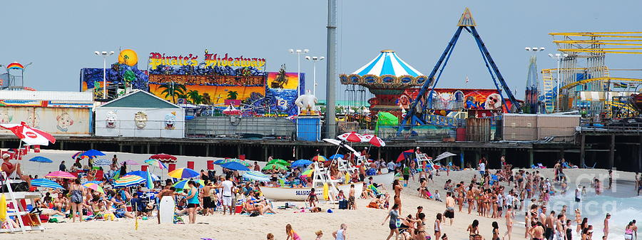 Seaside Heights Photograph by Daniel Diaz