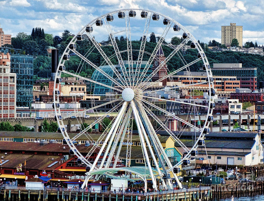 Seattle Port Ferris Wheel Photograph