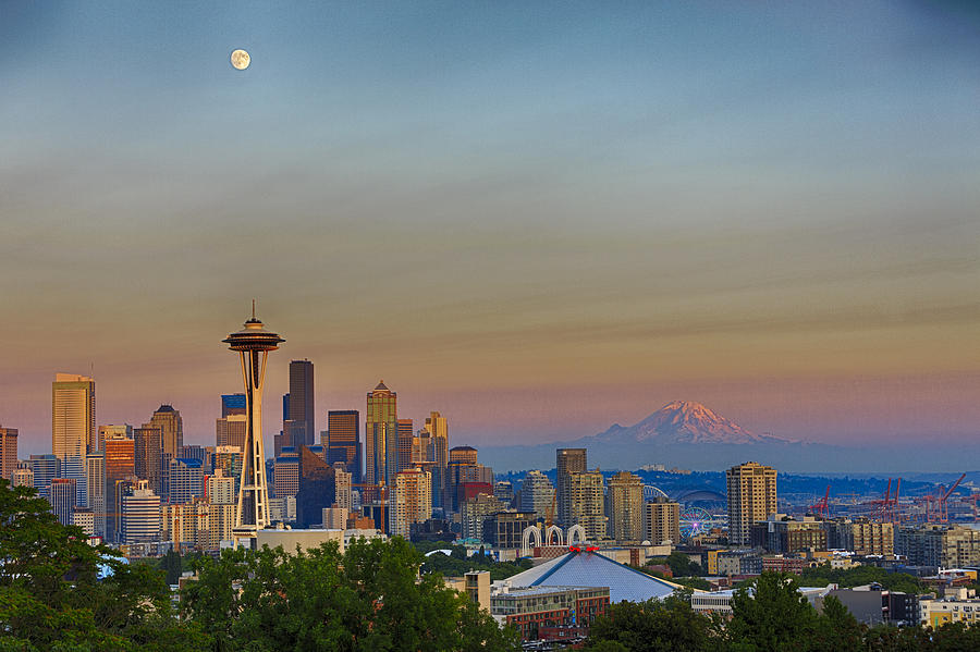 Seattle Photograph - Seattle Skyline at Sunset HDR by Scott Campbell