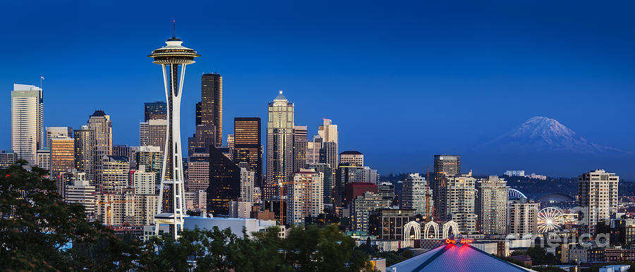Seattle Skyline Panoramic Photograph by Brian Jannsen