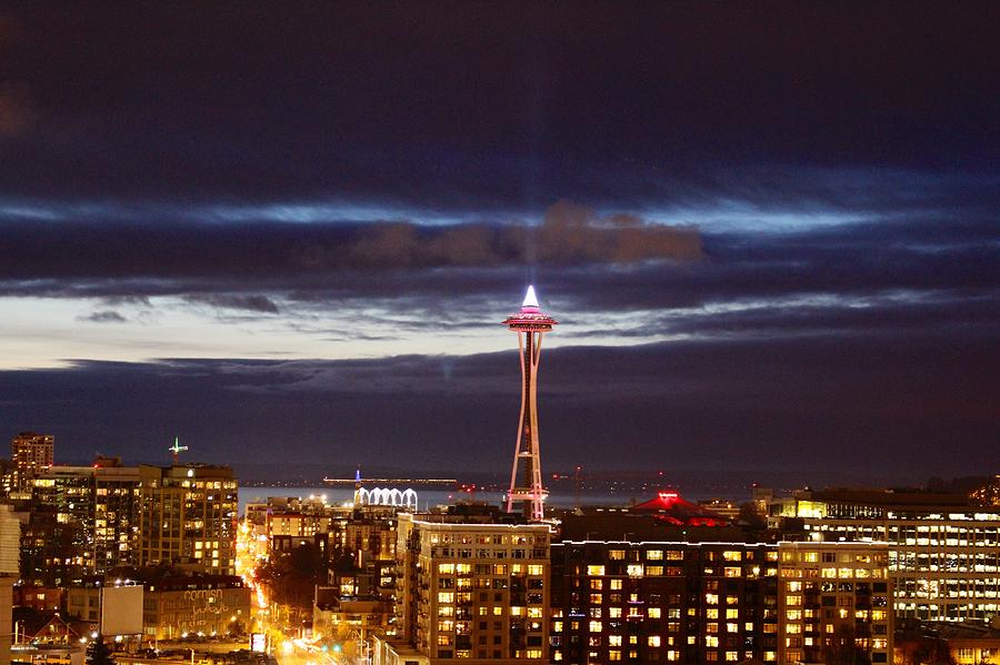 Seattle Space Needle Holidays  Photograph by Suzanne Lorenz