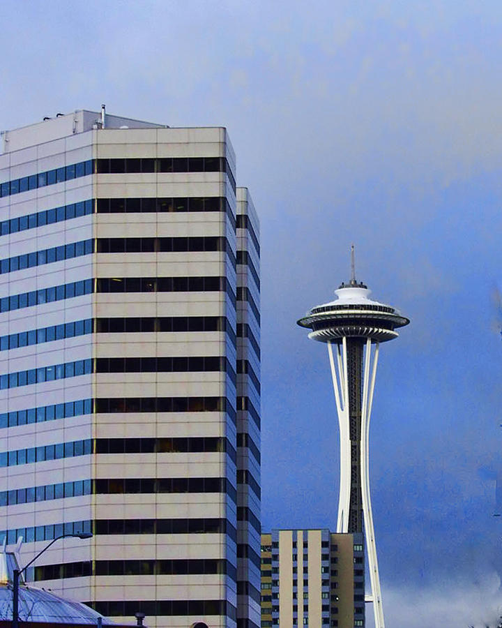 Seattle Space Needle Photograph by Ron Roberts