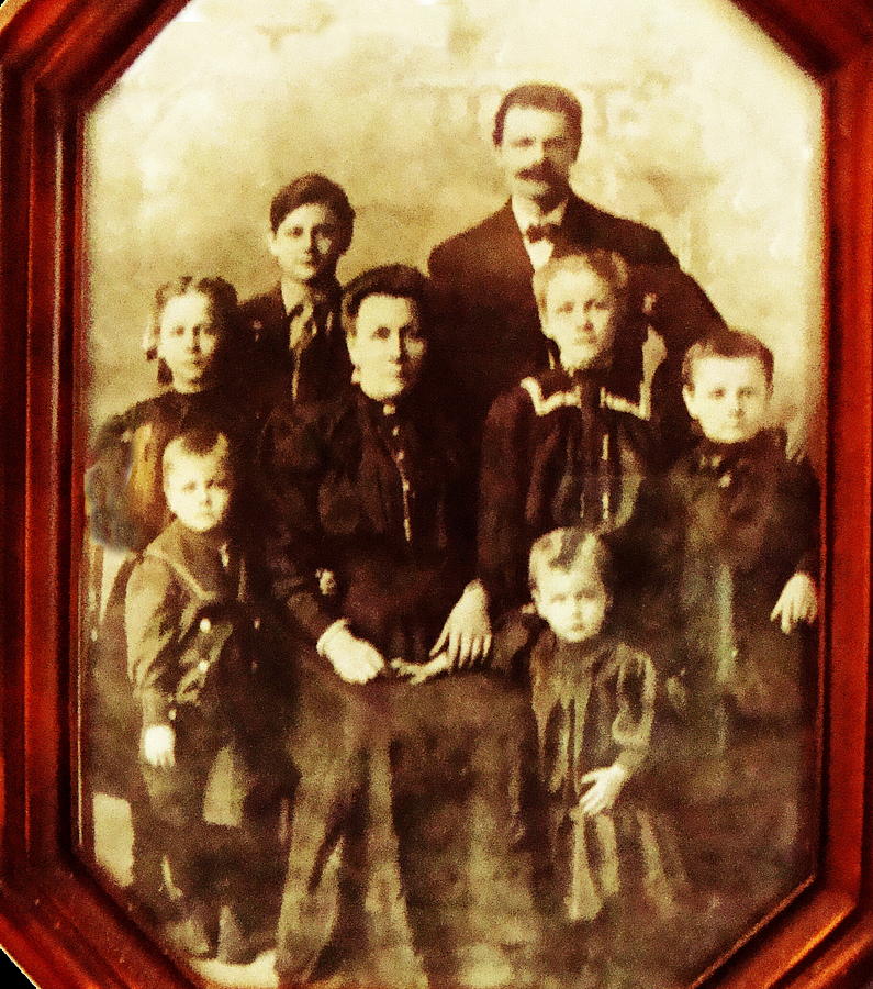 Seei Family Portrait circa 1906 Photograph by Ellen Cannon | Fine Art ...