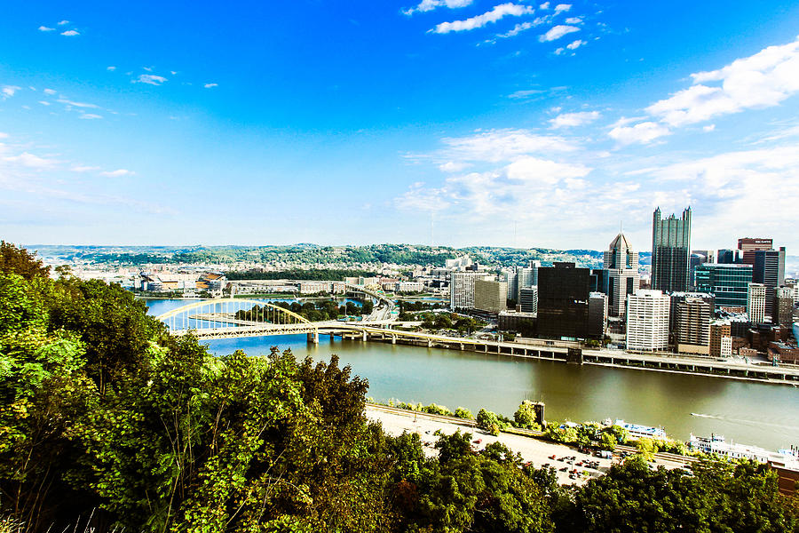 Pittsburgh Skyline Photograph - September Morning by Jane Galik