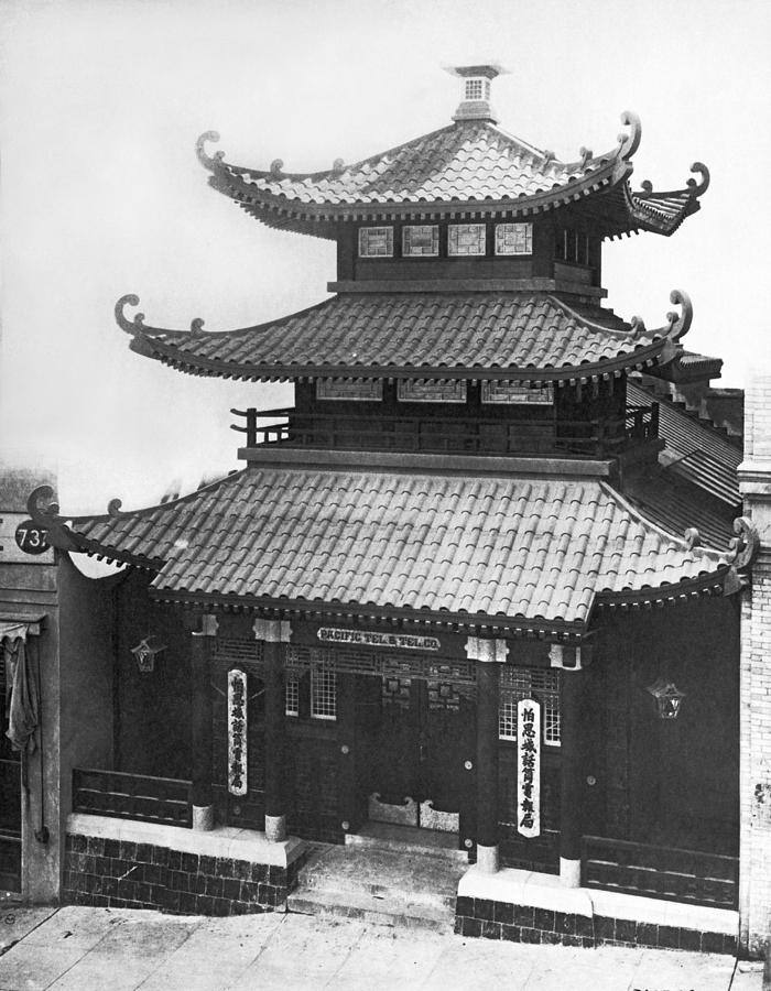 SF Chinese Telephone Exchange Photograph by Underwood Archives