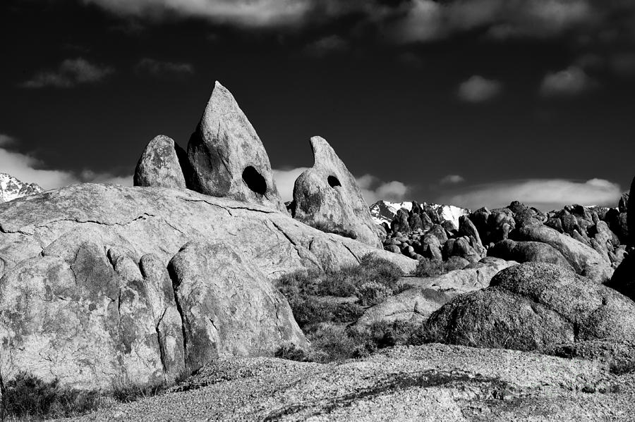 Shark Fin Arch In The Alabama Hills Photograph by Mimi Ditchie
