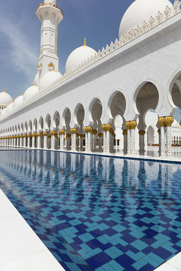 Sheikh Zayed Mosque. Abu Dhabi. Uae Photograph by Siqui Sanchez