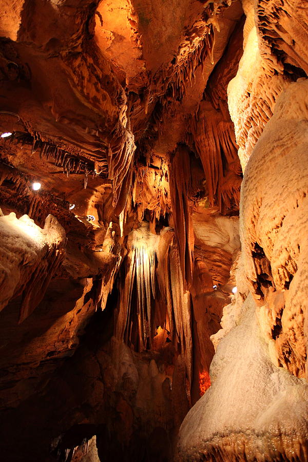 Shenandoah Photograph - Shenandoah Caverns - 121244 by DC Photographer
