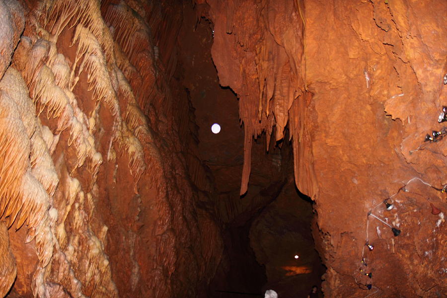 Shenandoah Photograph - Shenandoah Caverns - 121282 by DC Photographer
