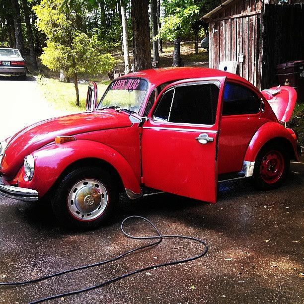 Shining Up My Mothers Classic 71 Beetle Photograph by Cody Medlin