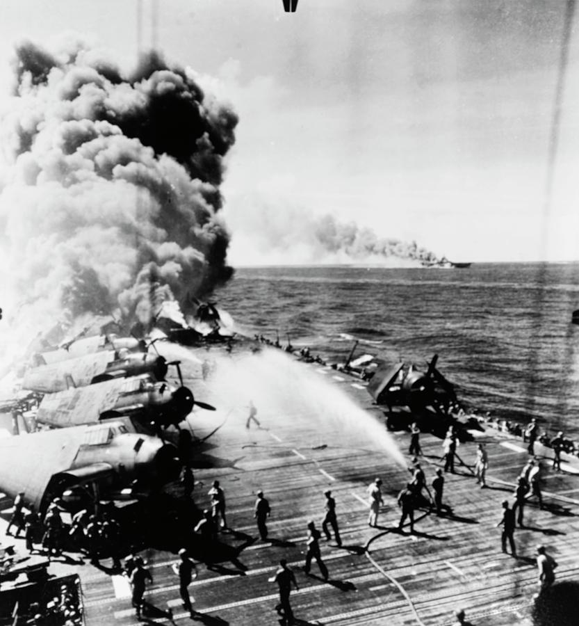 Ship Firefighting In World War II Photograph by Us Navy/us National Archives/science Photo Library