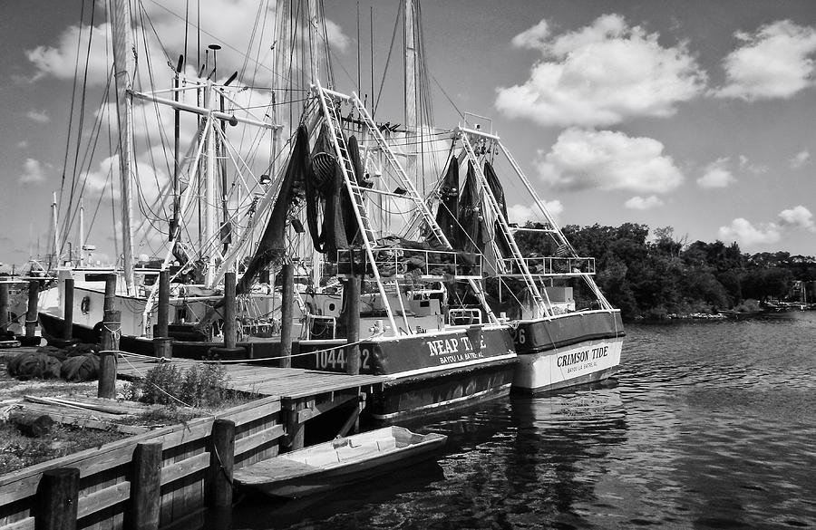 Forrest Gump Photograph - Shrimpin boats by Ben Shields