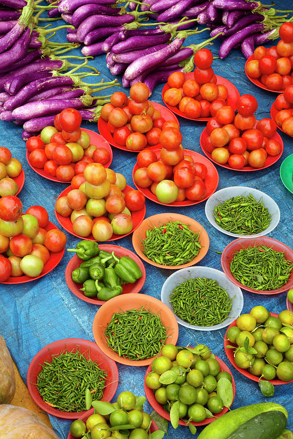 Tomato Photograph - Sigatoka Produce Market, Sigatoka by David Wall
