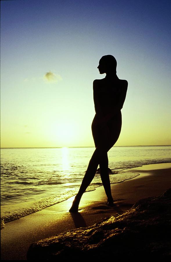 Silhouette Of Marisa Berenson Nude Photograph by Arnaud de Rosnay