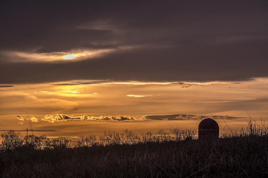 Silo Sunset Photograph by Andy Smetzer