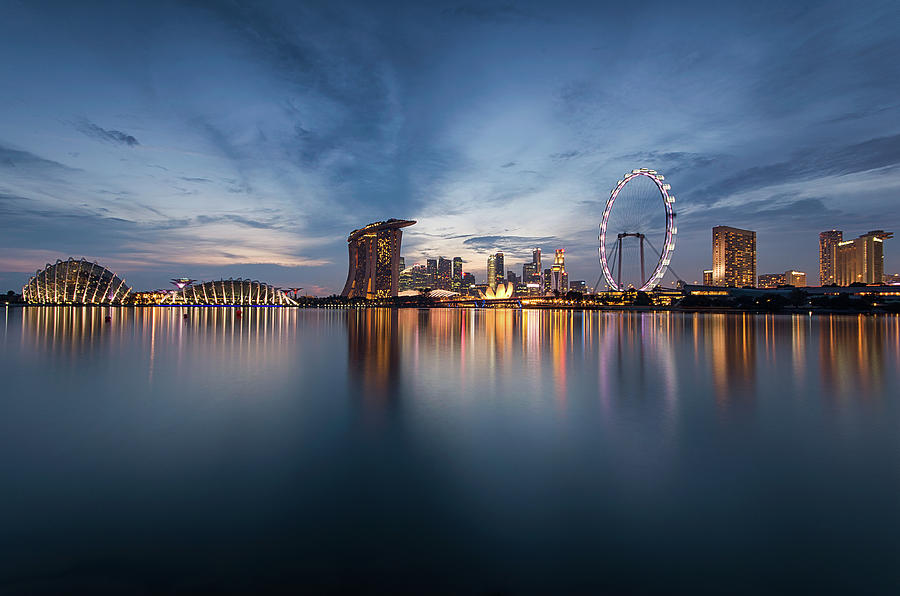 Singapore Skyline Photograph by Guo Xiang Chia