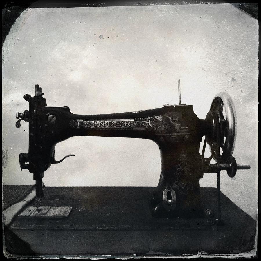 Black And White Photograph - Singer Sewing Machine by Marco Oliveira