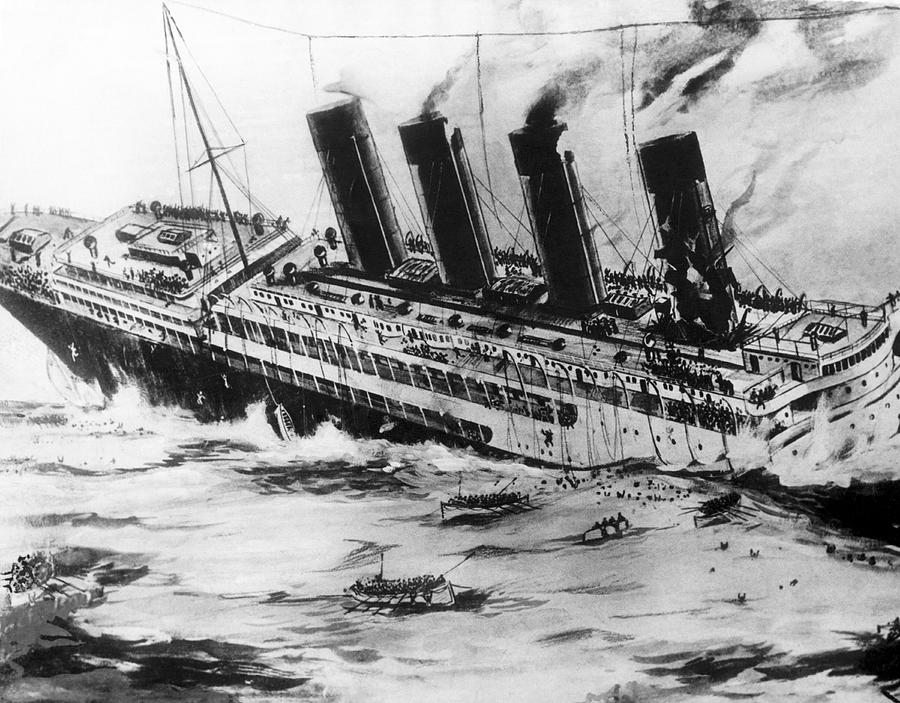 Sinking Of The Lusitania Photograph by Underwood Archives - Fine Art ...