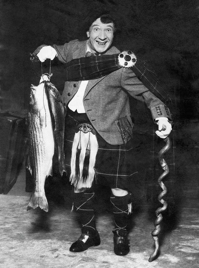 Sir Harry Lauder Fishing Photograph by Underwood Archives