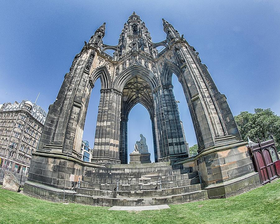 Sir Walter Scott Monument- Edinburgh Photograph by Alan Toepfer