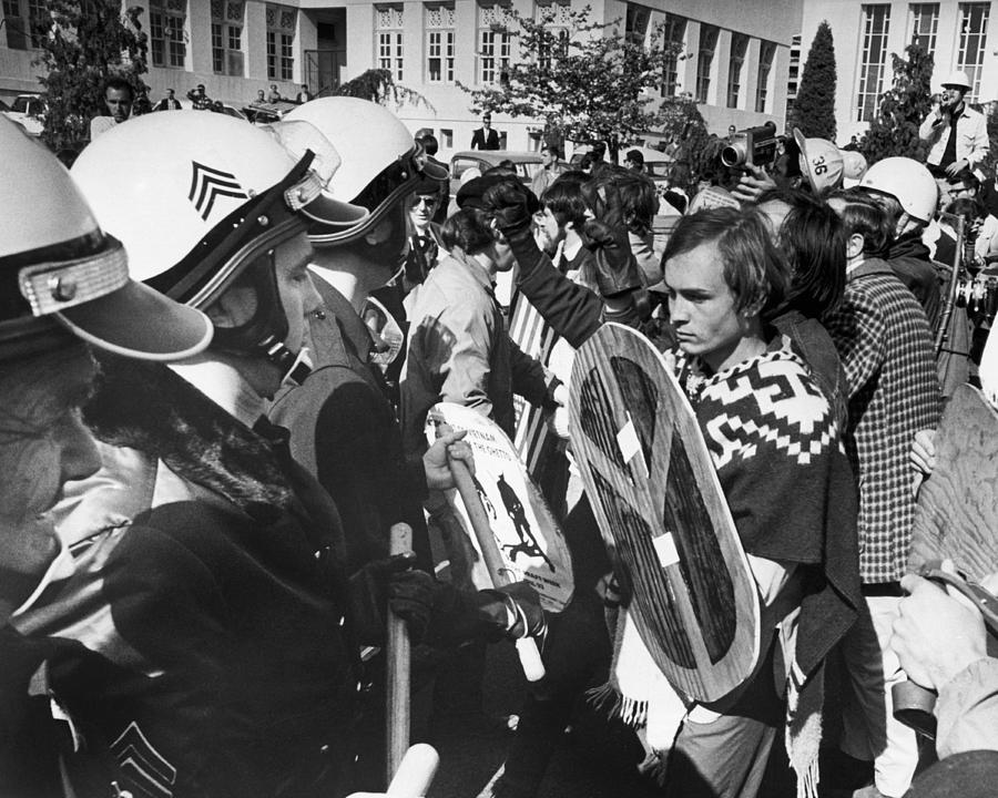 Sixties Protest Face Off Photograph by Underwood Archives