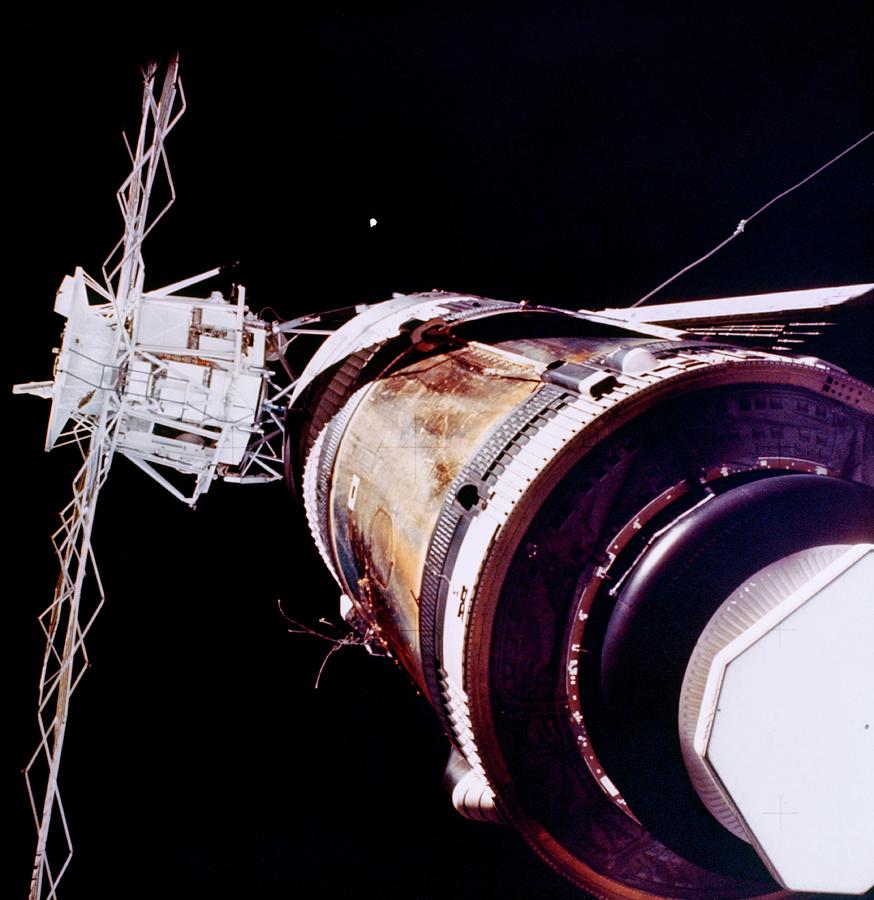 Skylab 2 In Space Photograph By Nasascience Photo Library Pixels 0974