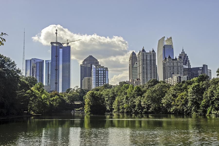 Skyline of Atlanta Georgia Photograph by Willie Harper