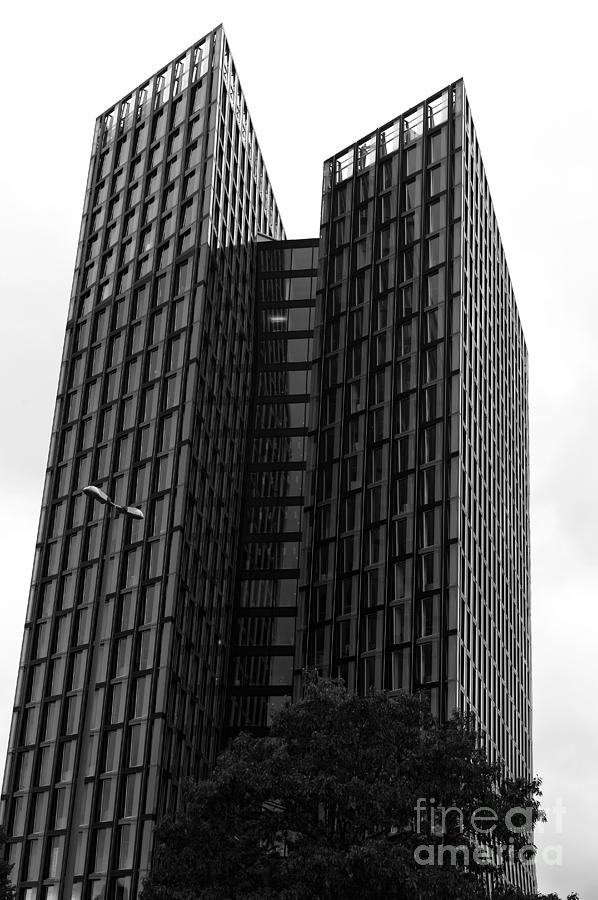 Skyscraper Photograph - Skyscraper Design In Hamburg by John Rizzuto Skyscraper Photograph - Skyscraper Design In Hamburg by John Rizzuto