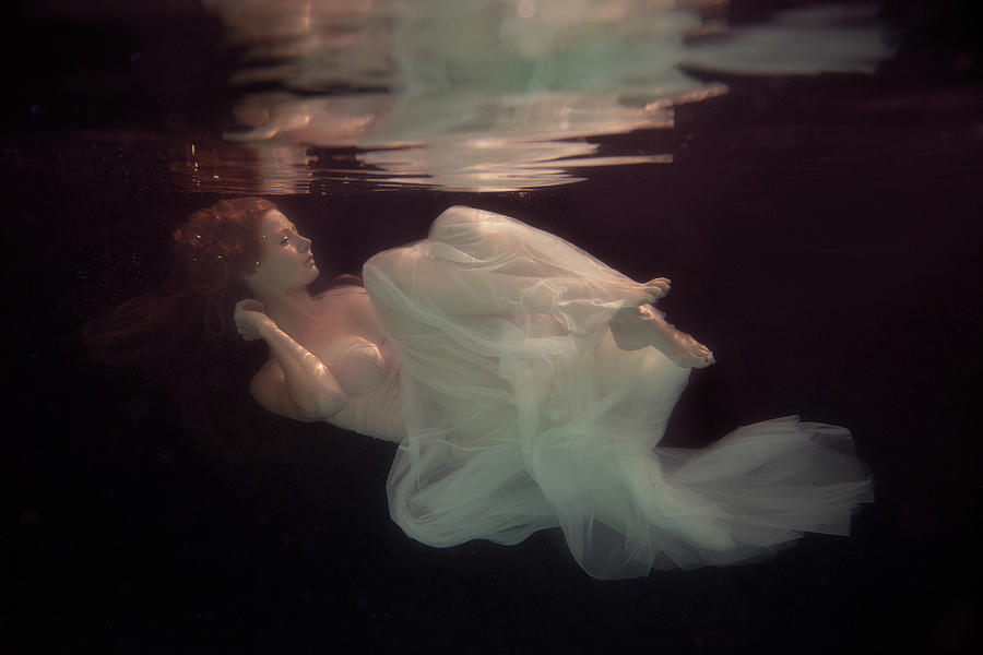 Underwater Photograph - Sleeping Beauty by Gabriela Slegrova