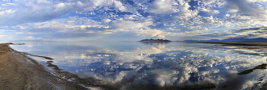 Amazing Photograph - Slow ripples over the shallow waters of the Great Salt Lake by Sebastien Coursol Amazing Photograph - Slow ripples over the shallow waters of the Great Salt Lake by Sebastien Coursol