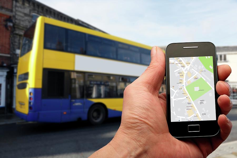 Smartphone And Bus Photograph by Victor De Schwanberg/science Photo Library