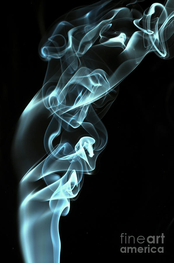 Pattern Photograph - Smokey 8 by Steve Purnell