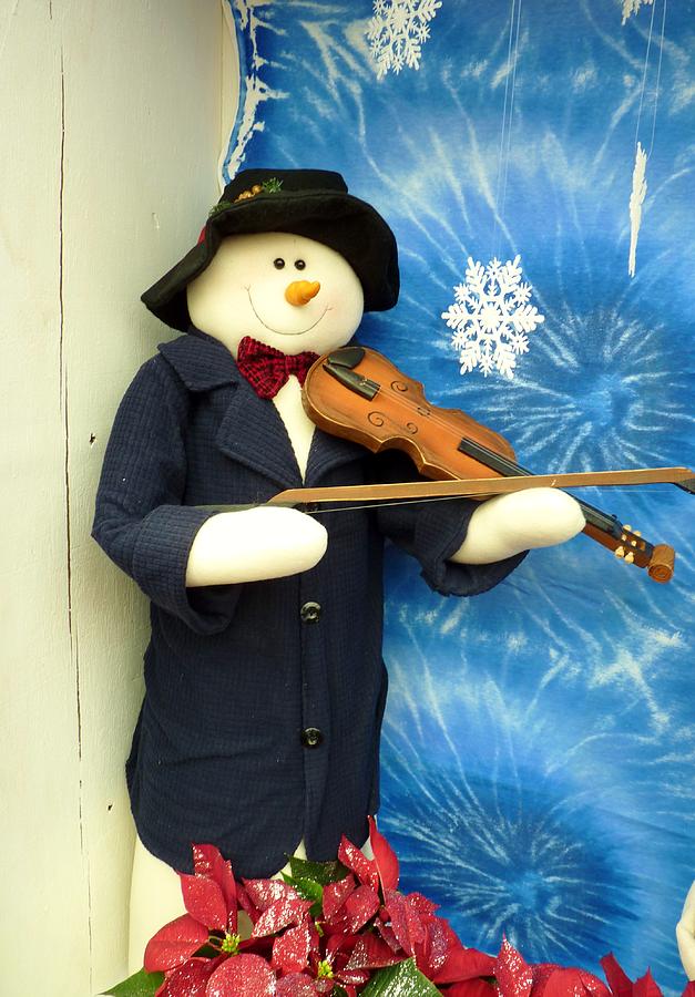 Snowman Fiddler Photograph by Jeanette Oberholtzer