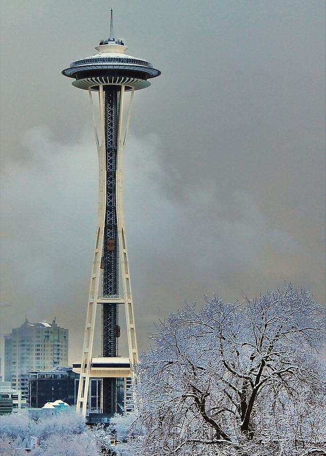 Seattle Photograph - Snowy Needle by Benjamin Yeager