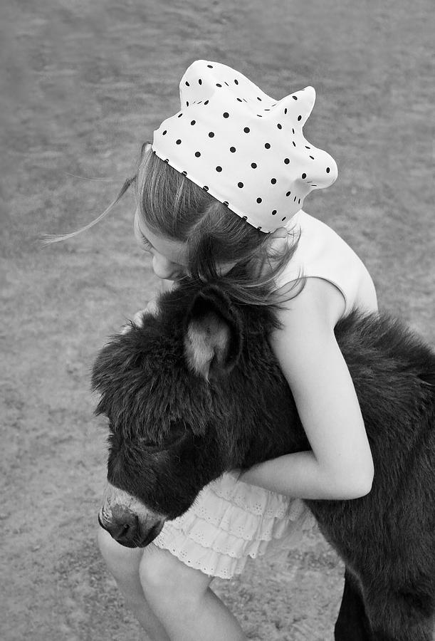 Black And White Photograph - So in Love by Brooke T Ryan
