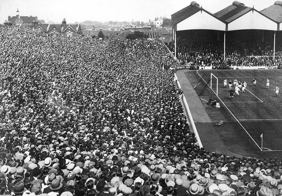 Soccer Crowd At Highbury Photograph by Underwood Archives