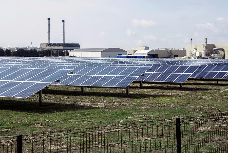Solar Park Photograph by Science Photo Library Solar Park Photograph by Science Photo Library