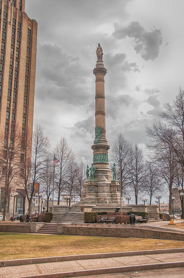 Soldiers and Sailors Monument Photograph by Guy Whiteley