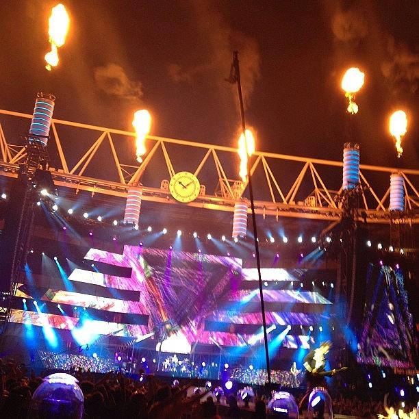 Muse Photograph - Sooo Many Flames At #muse #muse2013 by Lauren Andrews