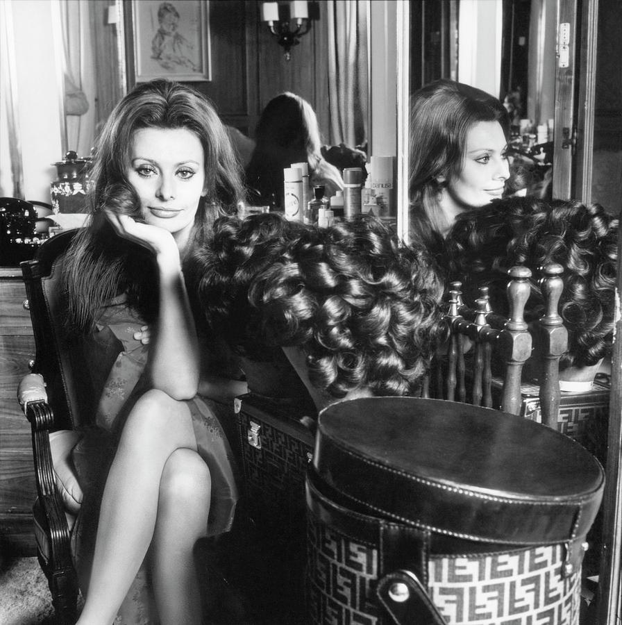 Sophia Loren With A Fendi Hat Box Photograph by Henry Clarke Sophia Loren With A Fendi Hat Box Photograph by Henry Clarke