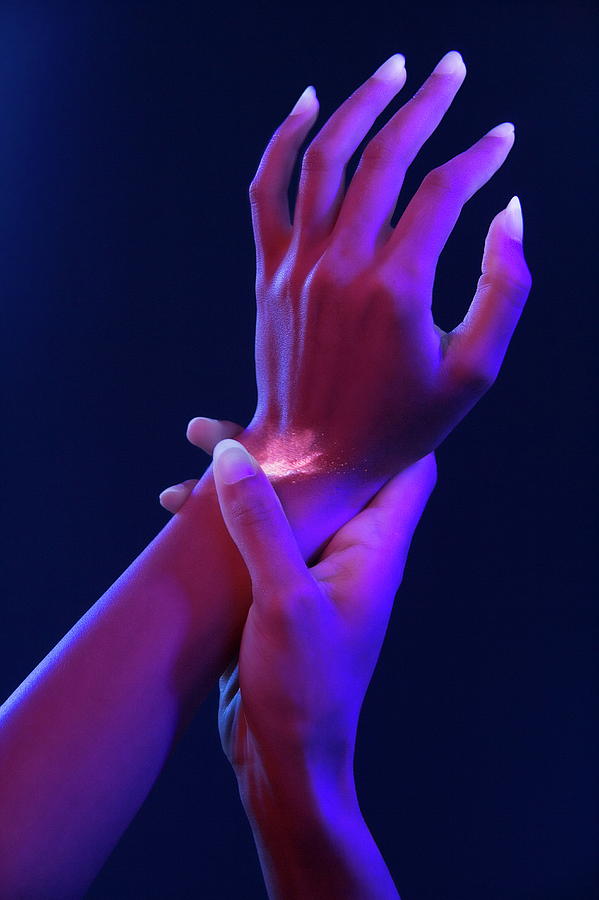 Sore Wrist Photograph by Coneyl Jay/science Photo Library Fine Art