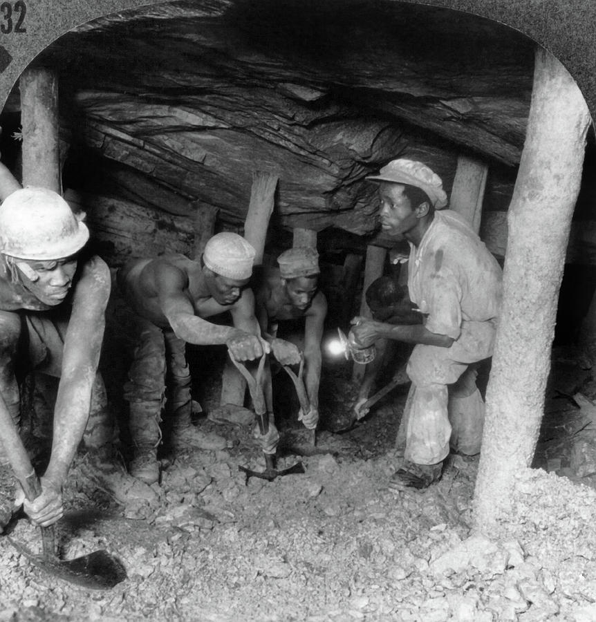 essay on history of mining in south africa