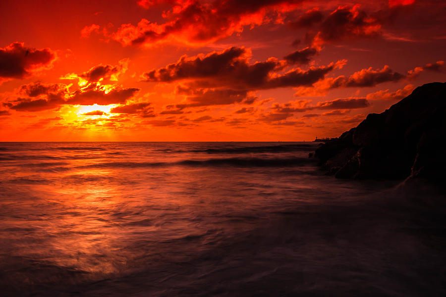 South Beach Sunrise  Photograph by George Kenhan