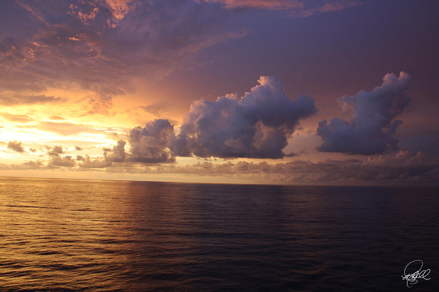 South Caribbean Sea Photograph by William Gambill