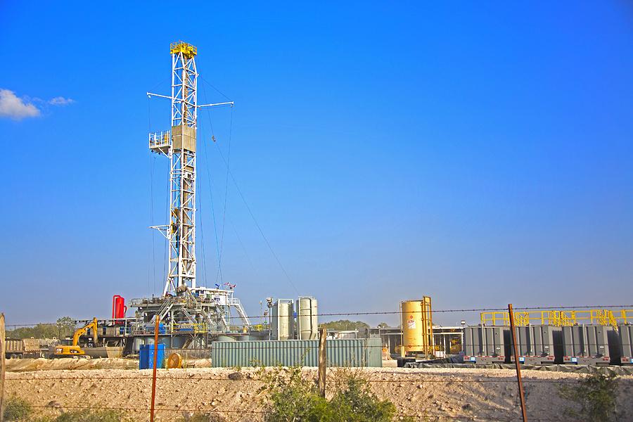 Southwest Rig Photograph by Dan Mulligan - Fine Art America