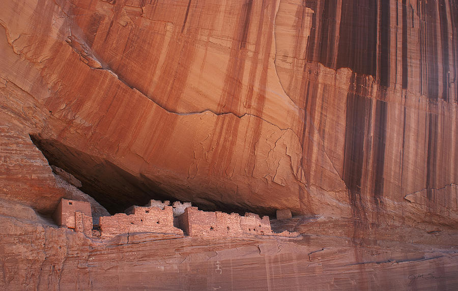 Prehistoric Photograph - Southwestern Cliff Dwelling in Canyon de Chelly Arizona by Julie Magers Soulen