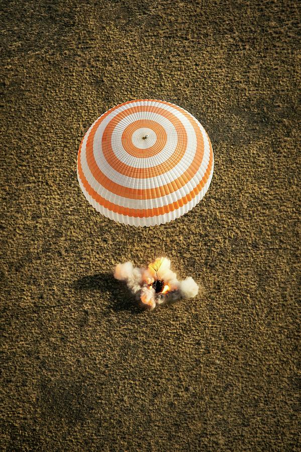 Soyuz Spacecraft Landing Photograph by Nasa