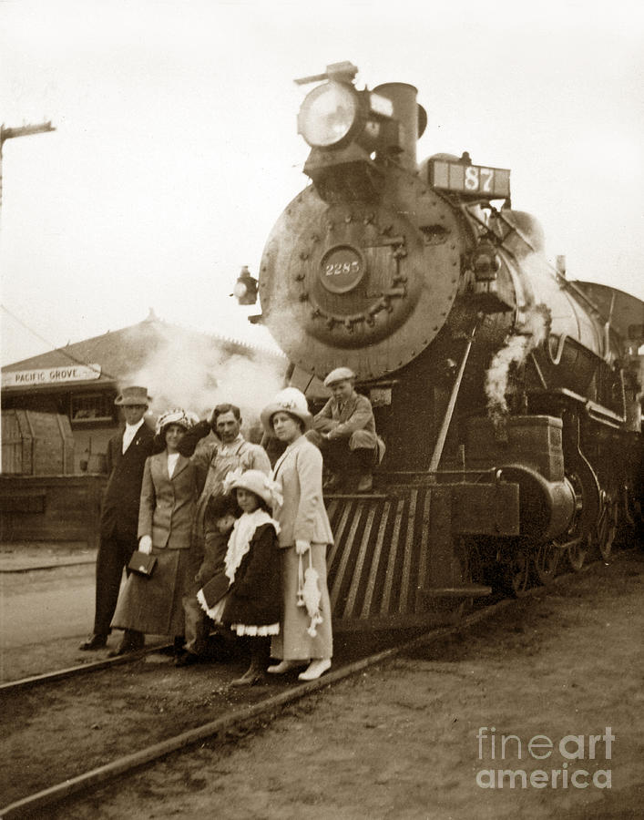 San Francisco Photograph - S P Baldwin locomotive 2285  Class T-26 Ten Wheel steam locomotive at Pacific Grove California 1910 by Monterey County Historical Society