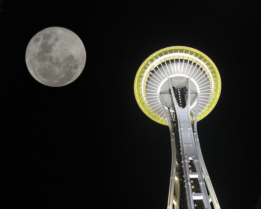 Space Needle Photograph by David Gleeson